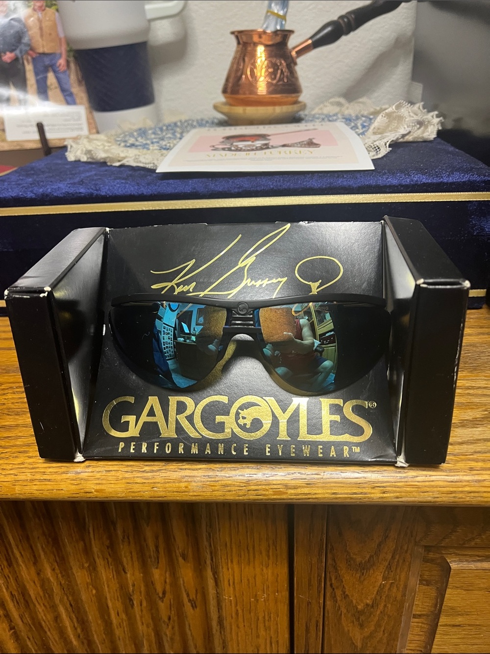 Gargoyles Men's one of a kind Ken Griffey Jr sunglasses in original box & case-